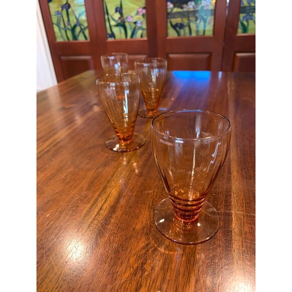 Vintage Amber Footed Liquor Glasses. - Picture 11 of 14